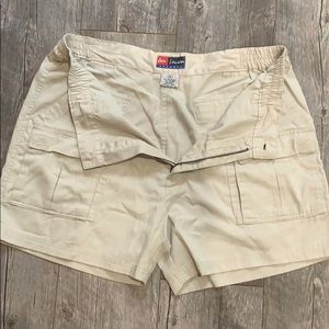 Men’s 38 waist khaki shorts